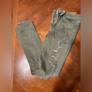 American Eagle “Hi-Rise Jegging”